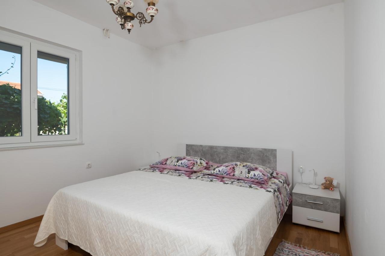 Modern Apartment Edda - Quiet Area - Close To Old Town And Beaches Zadar Eksteriør billede