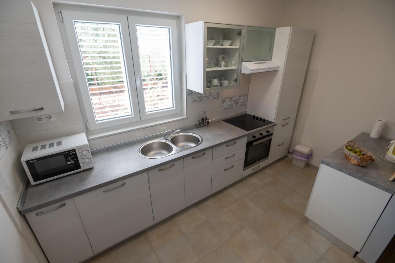 Modern Apartment Edda - Quiet Area - Close To Old Town And Beaches Zadar Eksteriør billede